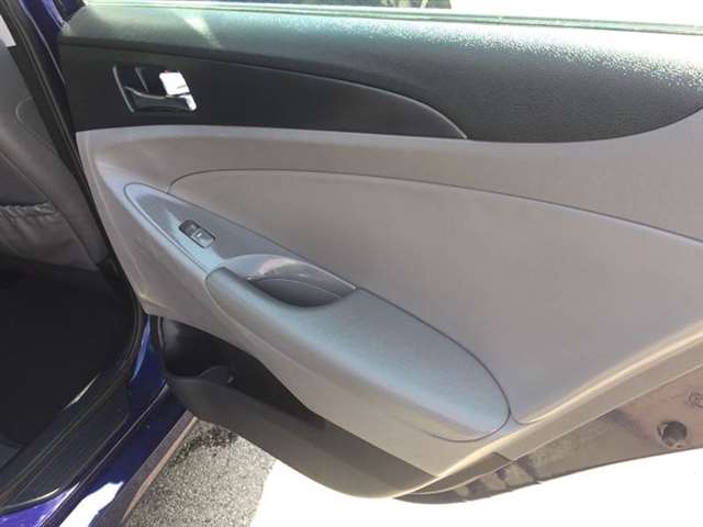 2012 Hyundai Sonata SE 4dr Sedan 6A